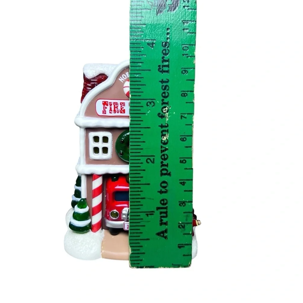 Hallmark NIB 2014 Christmas Ornament Noelville FIRE STATION‎ #9 final in series